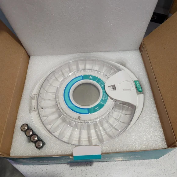 Smart Automatic Pill Dispenser 28 Day Bluetooth New in Box - Picture 2 of 7